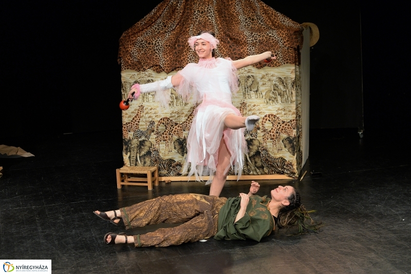 Maszmók Afrikában - fotó Trifonov Éva