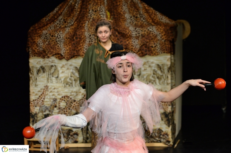 Maszmók Afrikában - fotó Trifonov Éva