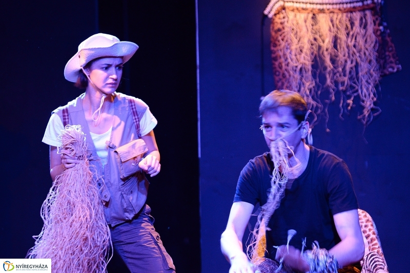 Maszmók Afrikában - fotó Trifonov Éva