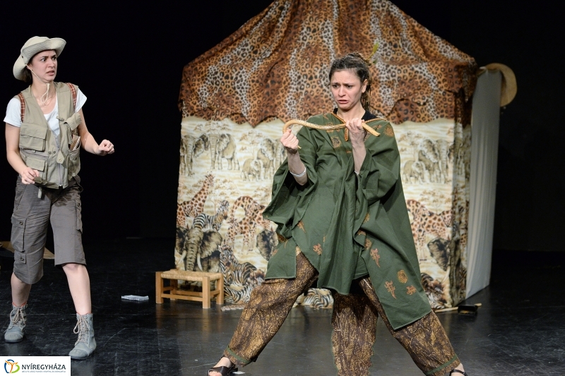 Maszmók Afrikában - fotó Trifonov Éva