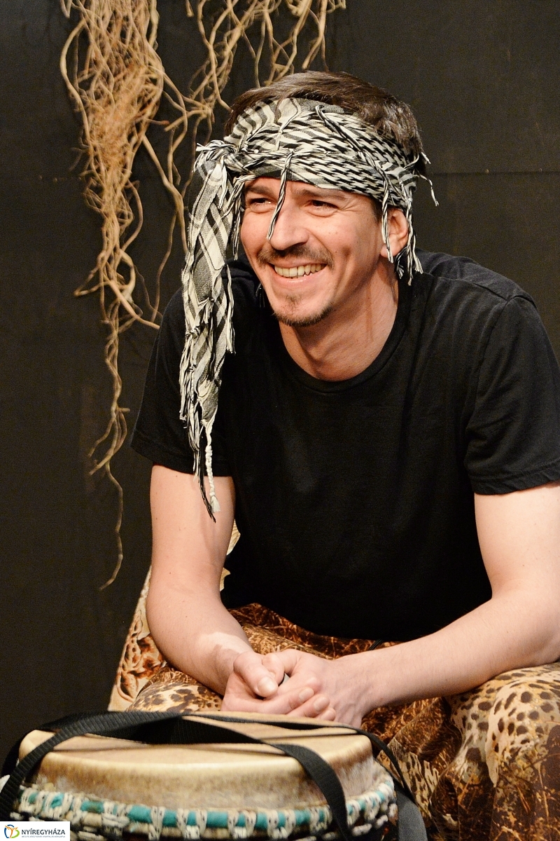 Maszmók Afrikában - fotó Trifonov Éva