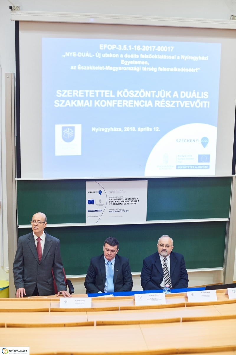 Sajtótájékoztató a duális felsőoktatásról - fotó Szarka Lajos