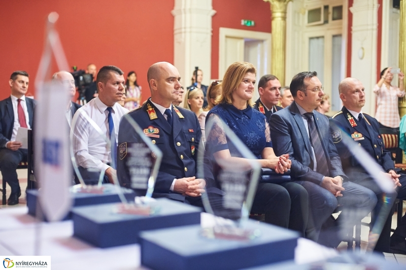 A Kelet hétköznapi hősei - fotó Szarka Lajos