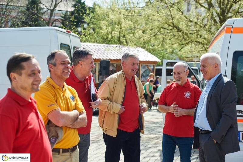Lions Szűrések a Kossuth téren - fotó Szarka Lajos