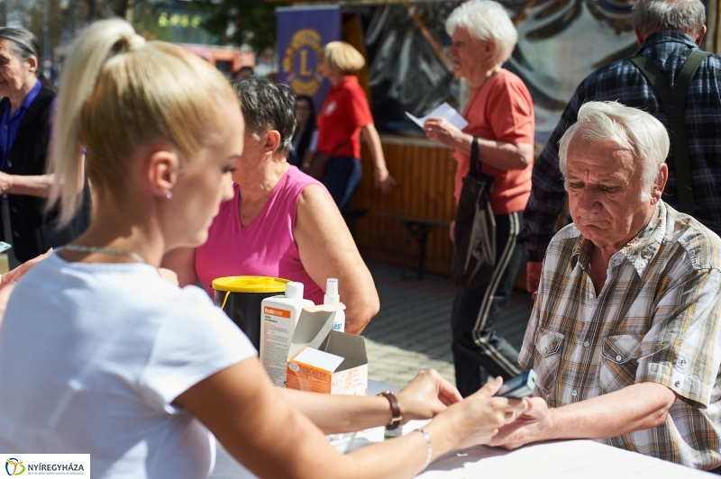 Lions Szűrések a Kossuth téren - fotó Szarka Lajos