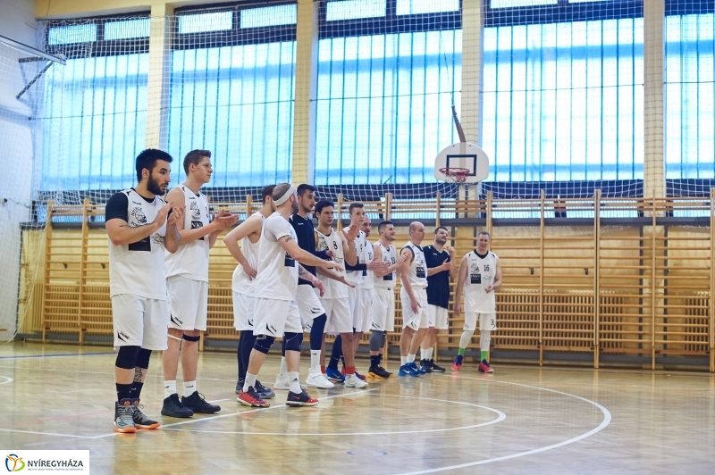 NYIKSE-Debrecen férfi kosárlabda - fotó Szarka Lajos