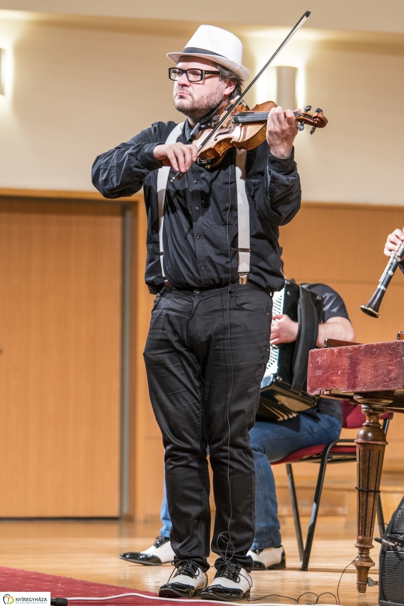 Swing a la django - fotó Kohut Árpád