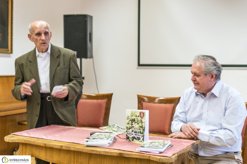 Szilassy Géza könyvbemutatója - fotó Kohut Árpád