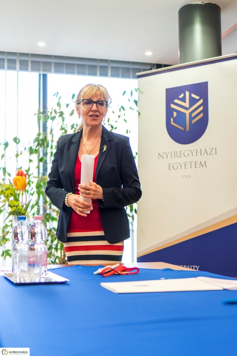 Megállapodást írtak alá a Nyíregyházi Egyetemen - fotó Kohut Árpád