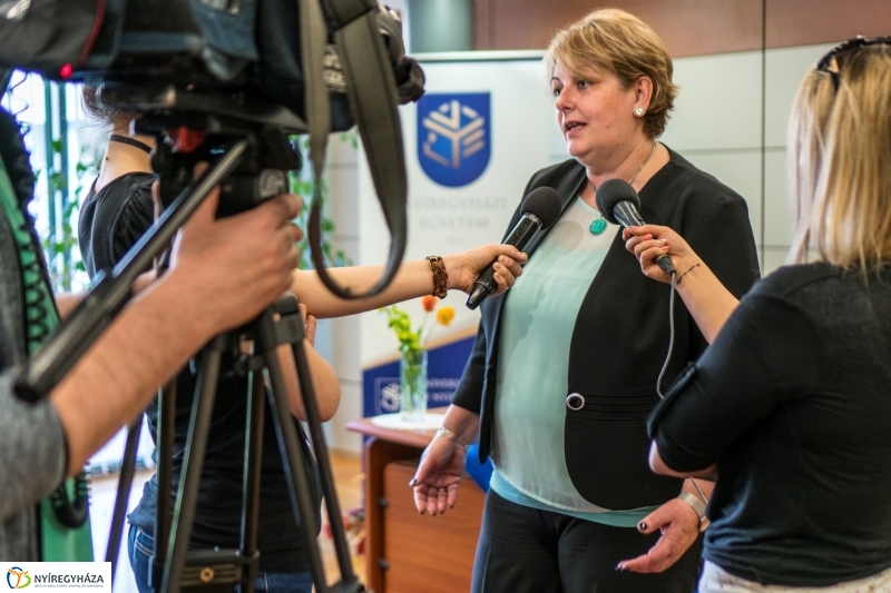 Megállapodást írtak alá a Nyíregyházi Egyetemen - fotó Kohut Árpád
