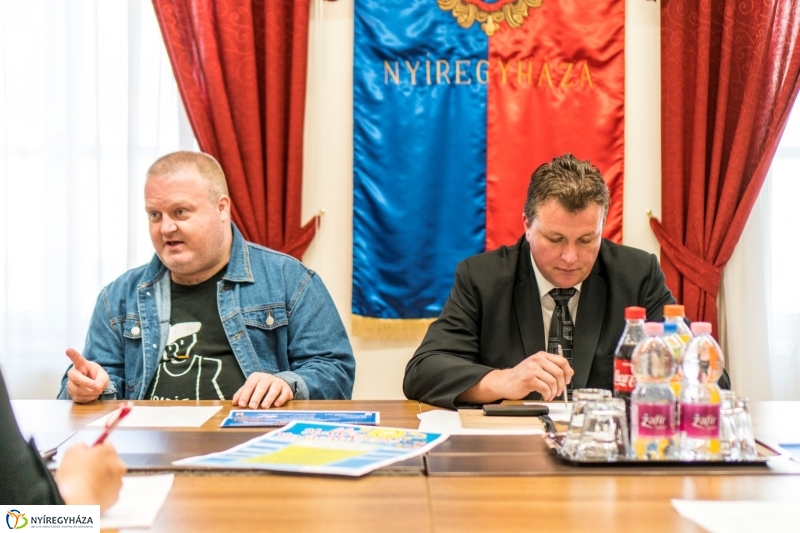 Sajtótájékoztatók a Városházán - fotó Kohut Árpád