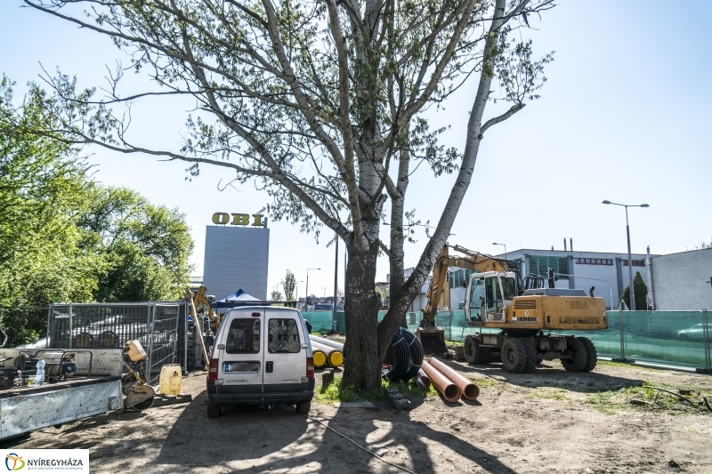 Vezetékkiváltás az István utcán - fotó Kohut Árpád