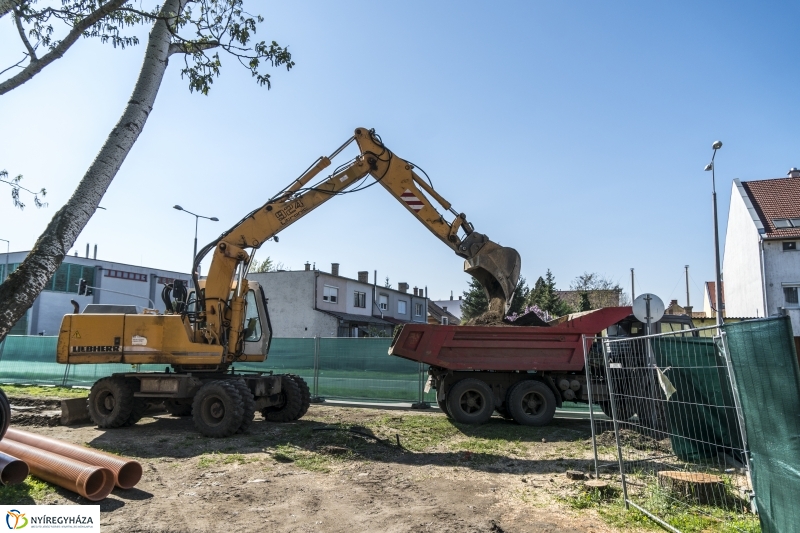 Vezetékkiváltás az István utcán - fotó Kohut Árpád