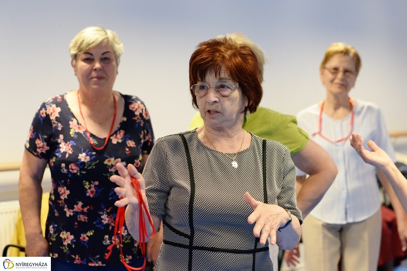 Senior örömtánc a VMKK-ban - fotó Trifonov Éva