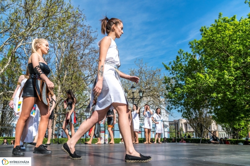 Ifjúsági Hét a Kossuth téren - fotó Kohut Árpád