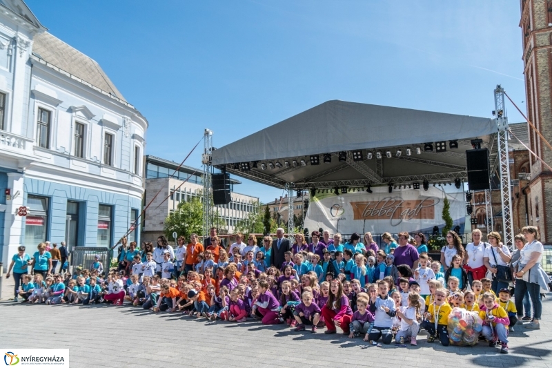 Helló Nyíregyháza megnyitó és ovis sorverseny - fotó Kohut Árpád