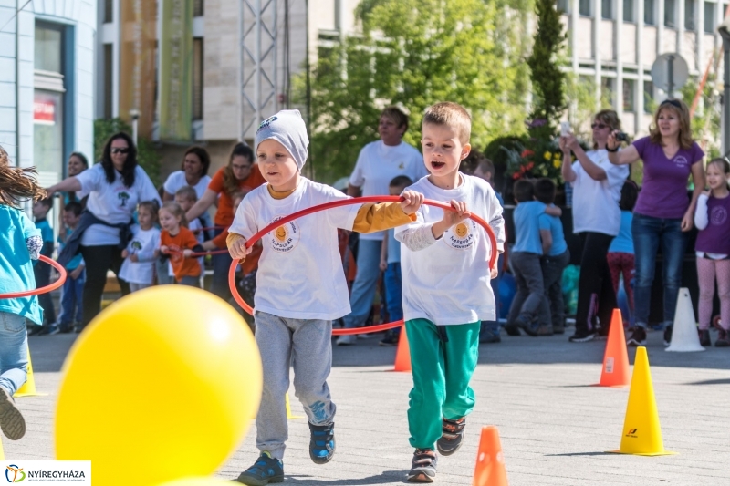 Helló Nyíregyháza megnyitó és ovis sorverseny - fotó Kohut Árpád