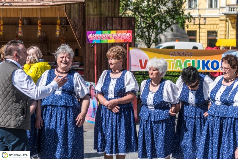 Helló Nyíregyháza megnyitó és ovis sorverseny - fotó Kohut Árpád