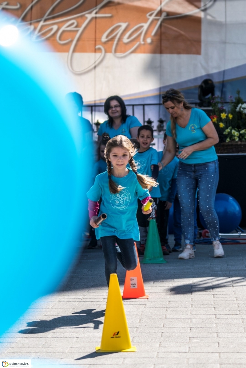 Helló Nyíregyháza megnyitó és ovis sorverseny - fotó Kohut Árpád