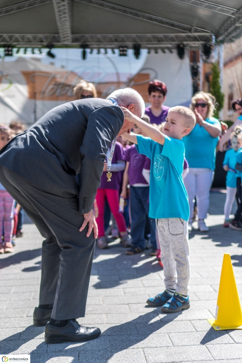 Helló Nyíregyháza megnyitó és ovis sorverseny - fotó Kohut Árpád