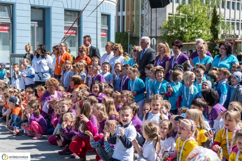 Helló Nyíregyháza megnyitó és ovis sorverseny - fotó Kohut Árpád
