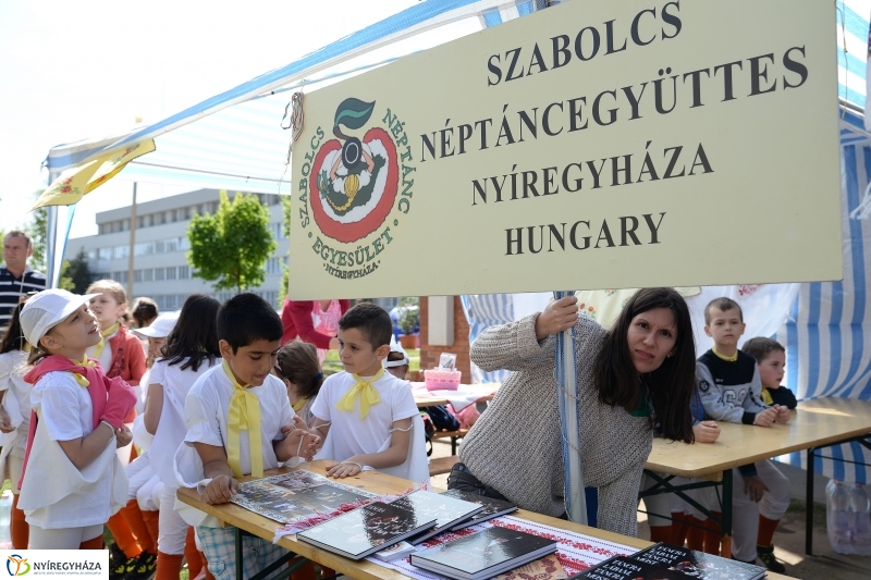 Helló Nyíregyháza délelőtt 1  - fotó Trifonov Éva