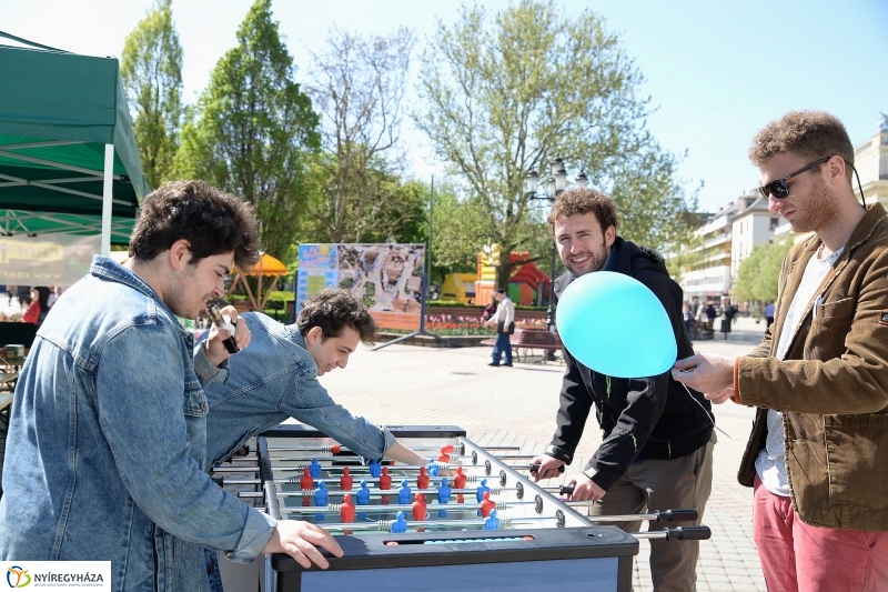Helló Nyíregyháza délelőtt 1  - fotó Trifonov Éva