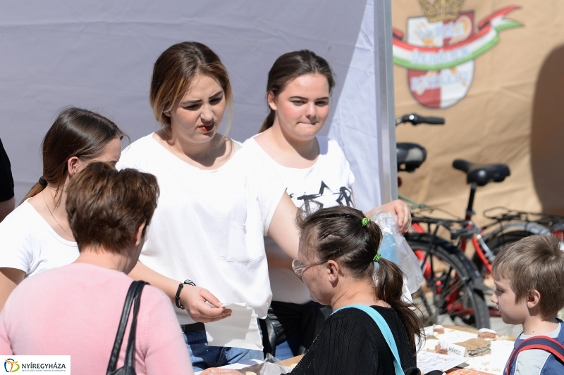 Helló Nyíregyháza délelőtt 2 - fotó Trifonov Éva