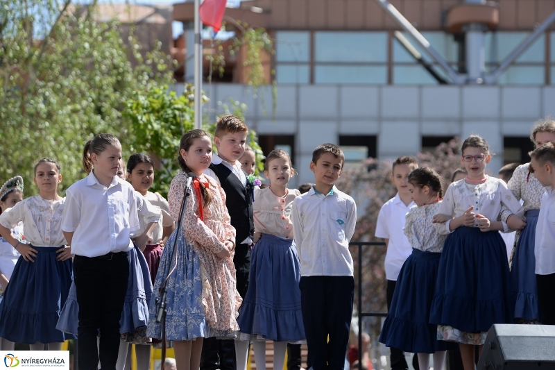 Helló Nyíregyháza délelőtt 2 - fotó Trifonov Éva