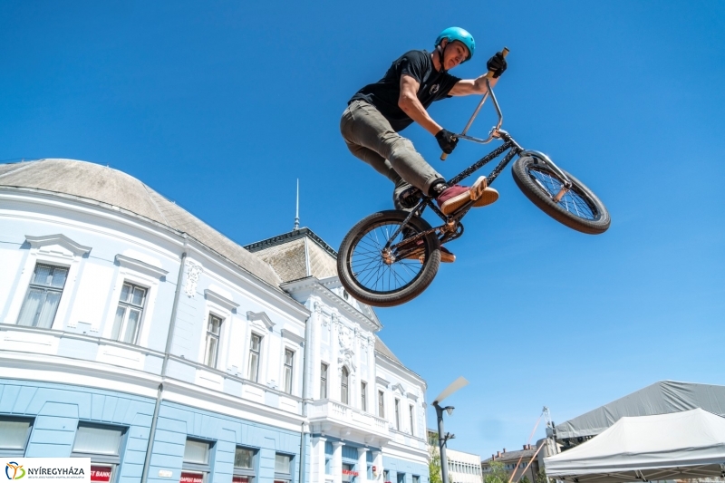 Bmx bemutató a Hello Nyíregyházán - fotó Kohut Árpád