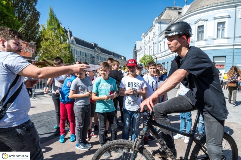 Bmx bemutató a Hello Nyíregyházán - fotó Kohut Árpád