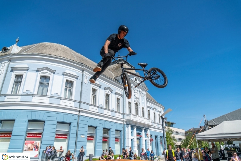 Bmx bemutató a Hello Nyíregyházán - fotó Kohut Árpád