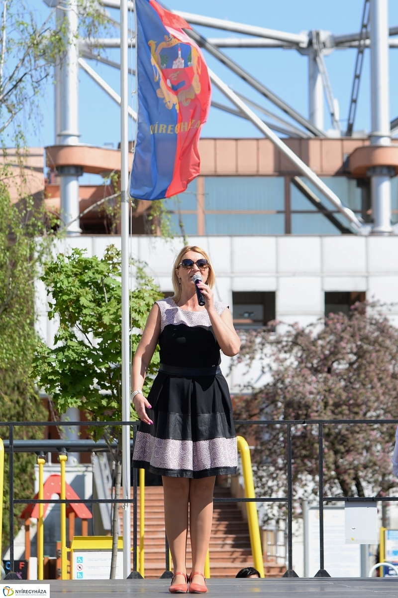 Helló Nyíregyháza délután 2 - fotó Trifonov Éva