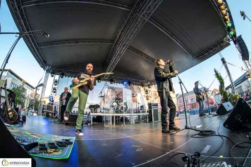 Bikini koncert a Helló Nyíregyházán - fotó Kohut Árpád