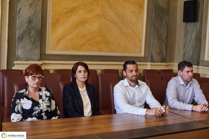 Megbízólevelek átadása - fotó Szarka Lajos