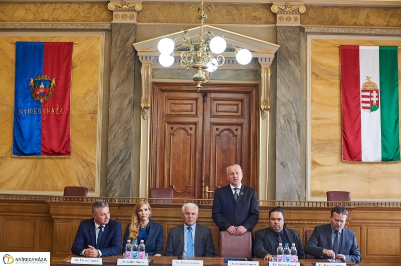 Megbízólevelek átadása - fotó Szarka Lajos