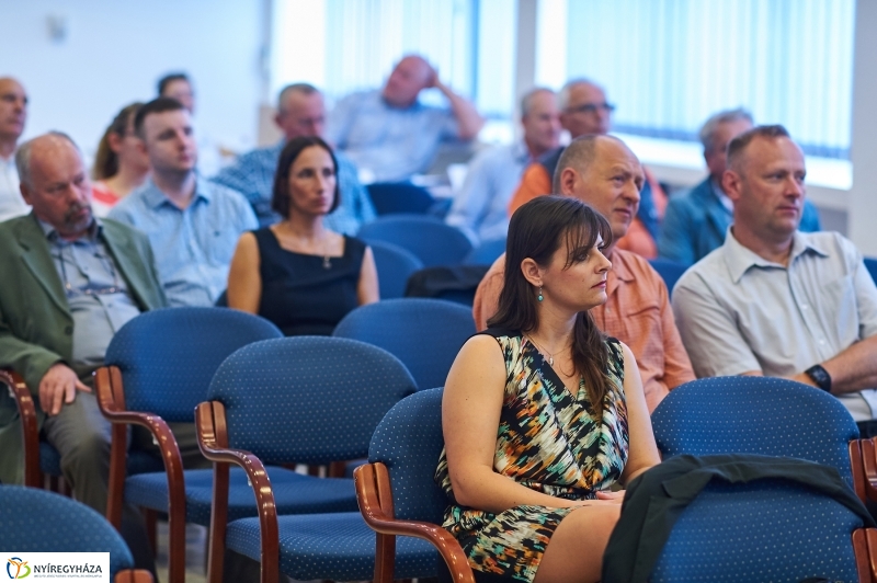 Munkaügyi konferencia az iparkamarában - fotó Szarka Lajos