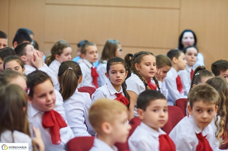 Éneklő ifjúság a Kodályban - fotó Szarka Lajos