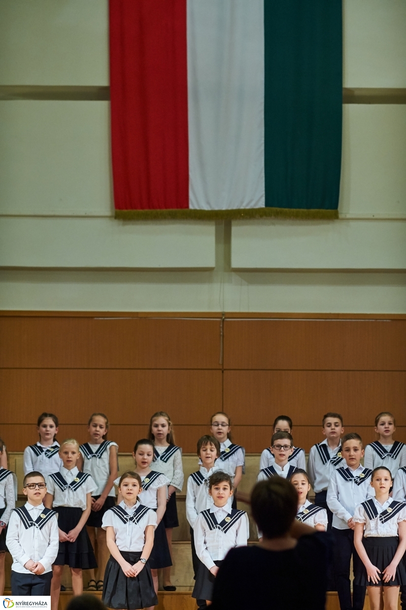Éneklő ifjúság a Kodályban - fotó Szarka Lajos