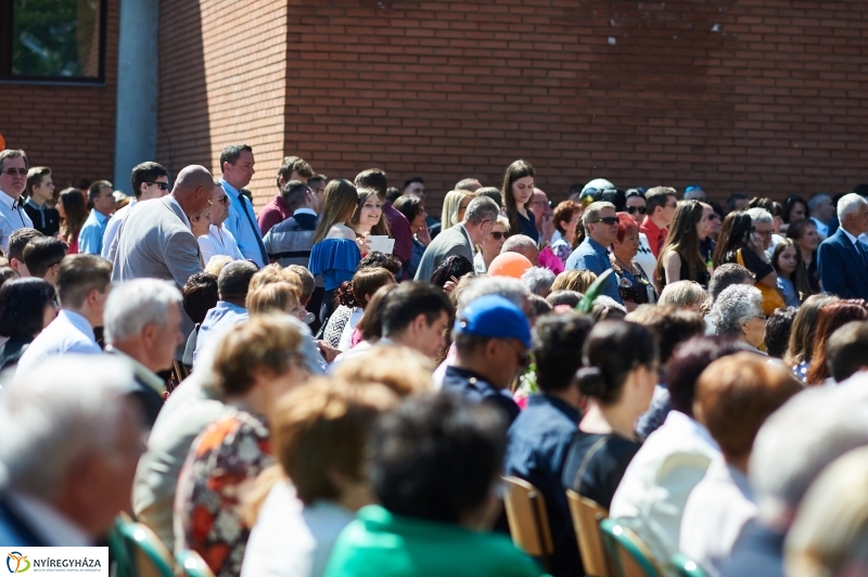 Ballagás a Zrínyi gimnáziumban - fotó Szarka Lajos