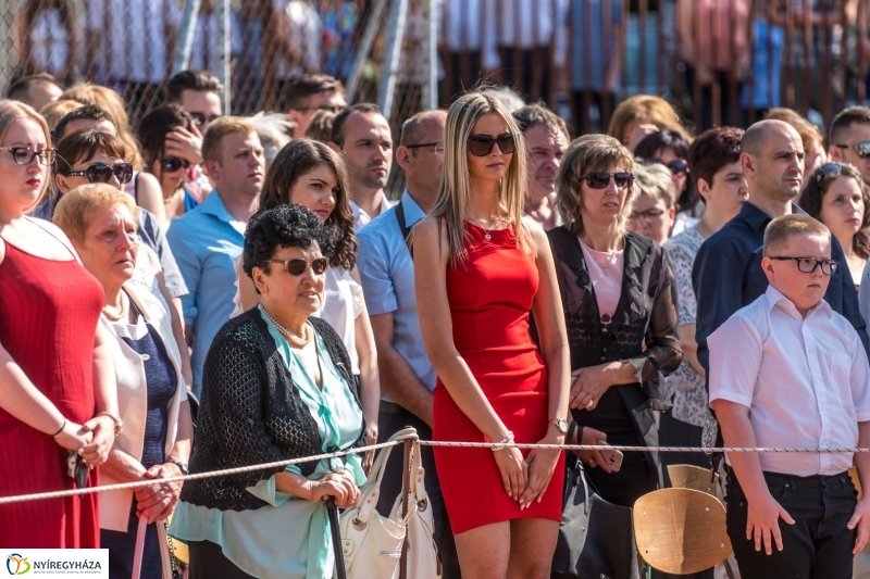 Ballagás a Vasvári Pál Gimnáziumban 1. - Fotó Kohut Árpád