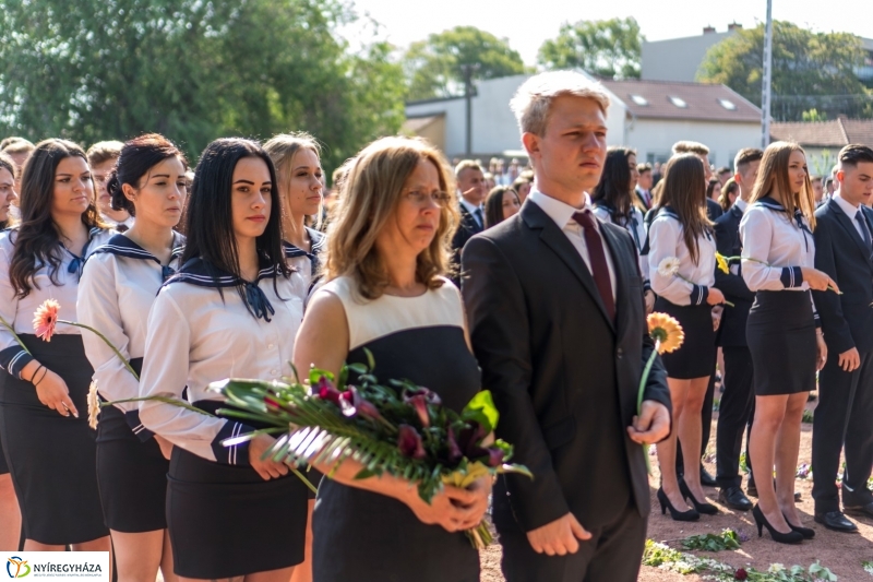 Ballagás a Vasvári Pál Gimnáziumban 1. - Fotó Kohut Árpád