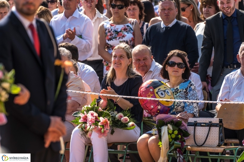 Ballagás a Vasvári Pál Gimnáziumban 2. - Fotó Kohut Árpád