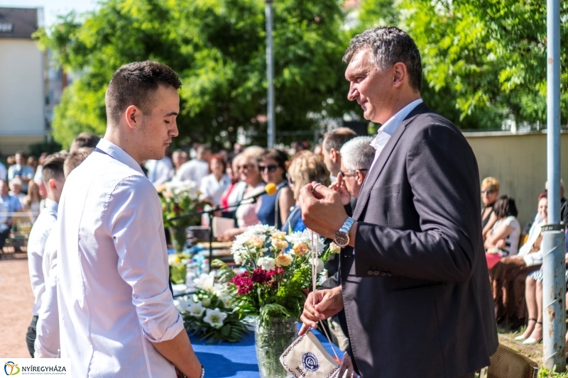 Ballagás a Vasvári Pál Gimnáziumban 2. - Fotó Kohut Árpád