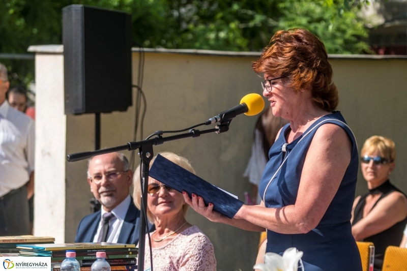 Ballagás a Vasvári Pál Gimnáziumban 2. - Fotó Kohut Árpád