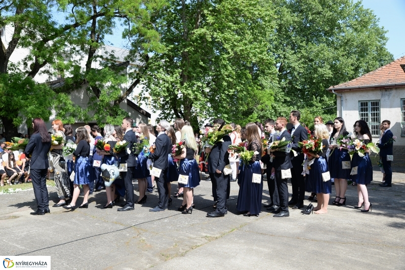 A Művészeti Szakgimnázium ballagási ünnepsége - fotó Trifonov Éva