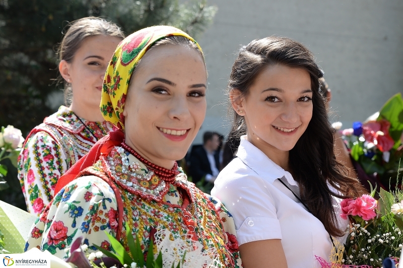 A Művészeti Szakgimnázium ballagási ünnepsége - fotó Trifonov Éva
