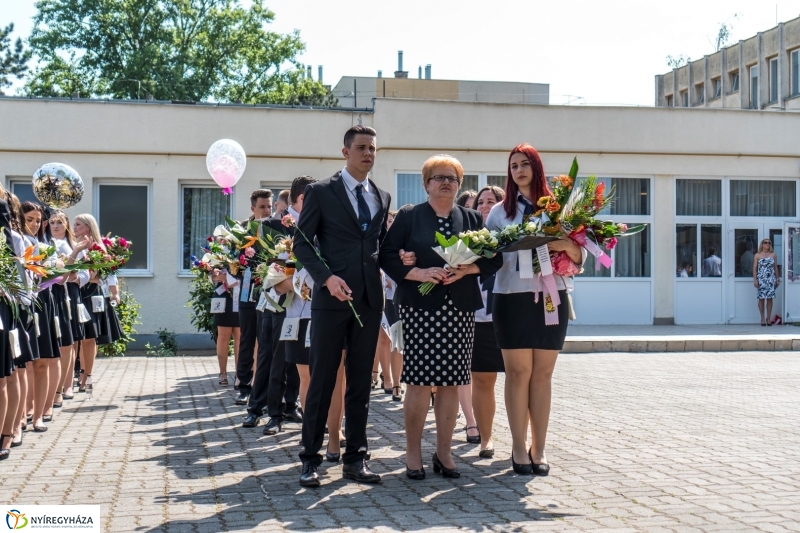 Ballagás a Sipkay Barna Középiskolában 1.  - Fotó: Kohut Árpád