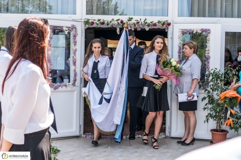 Ballagás a Sipkay Barna Középiskolában 1.  - Fotó: Kohut Árpád