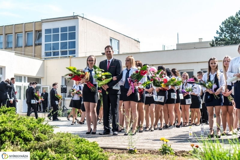 Ballagás a Sipkay Barna Középiskolában 1.  - Fotó: Kohut Árpád